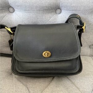 vintage Coach Rambler's Legacy 9061 black glove-tanned leather crossbody
